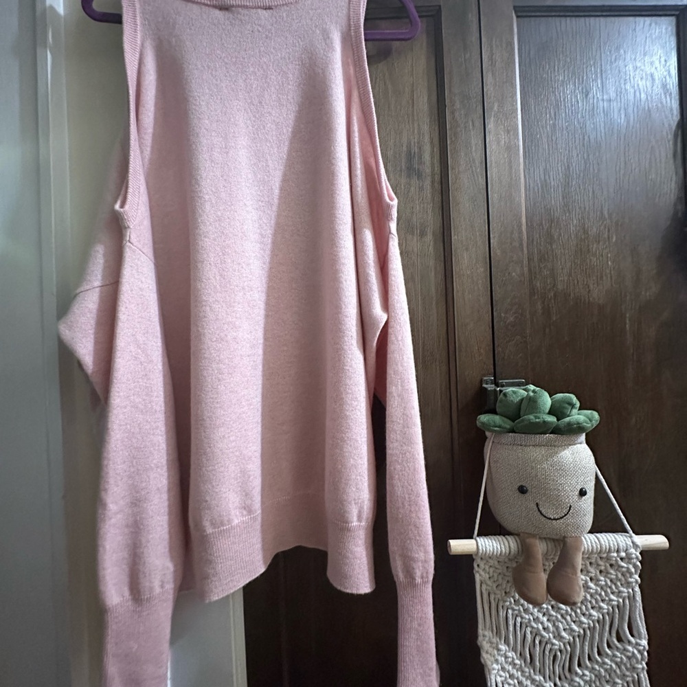 Thomas Wylde- size S- 100% cashmere, super pretty funky sweater - Picture 5 of 5